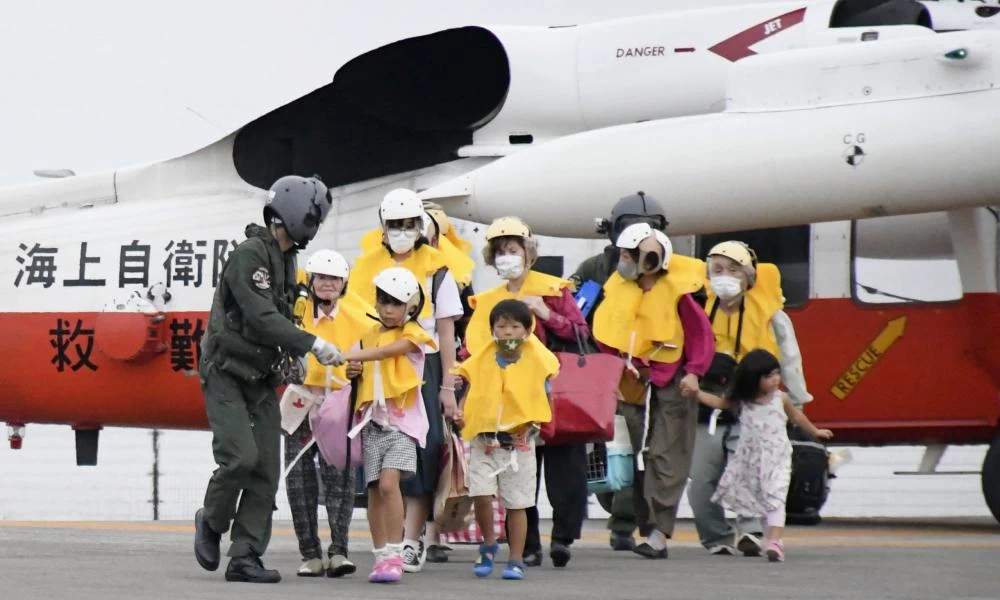 Πλησιάζει ο τυφώνας Χαϊσέν: Άμεση εκκένωση 19.000 ατόμων στη Ιαπωνία